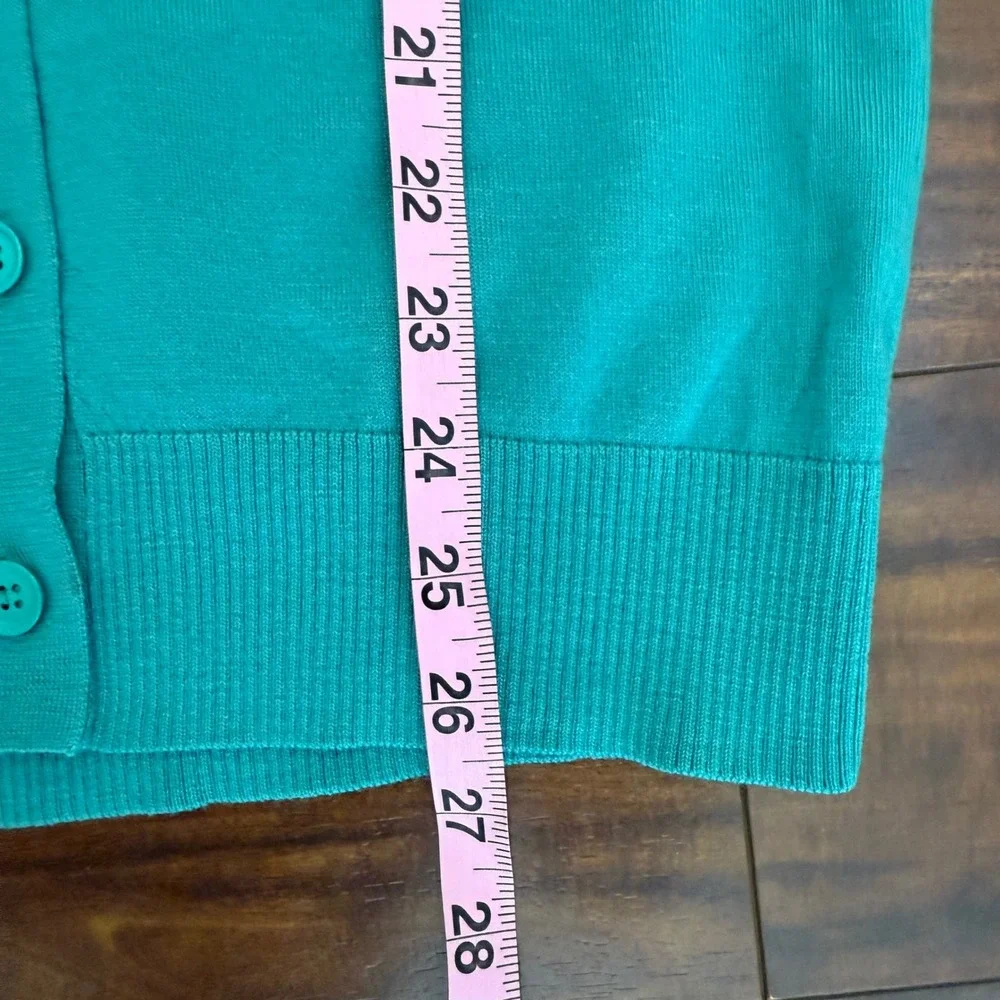 J. Crew XS Cardigan Sweater‎ 100% Merino Wool Teal Green Classic Knitwear Flaw